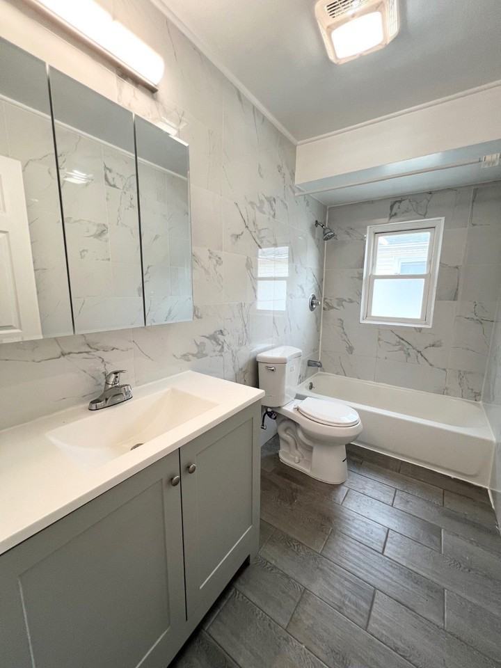 156 Petrus Ave #2ndFL - Photo 3 of 21