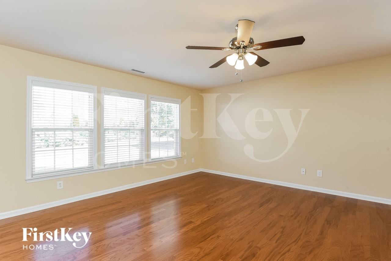 75 Averasboro Dr - Photo 3 of 15