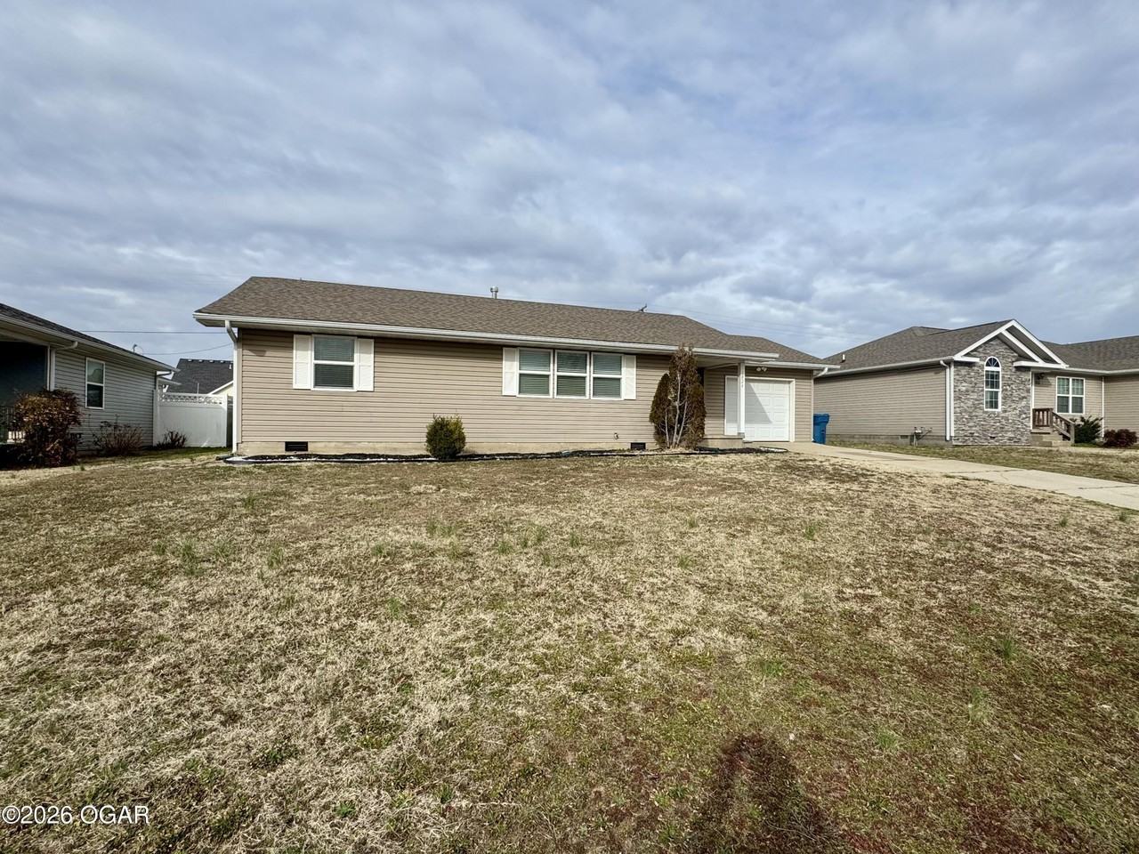 1824 Kansas Ave - Photo 2 of 18