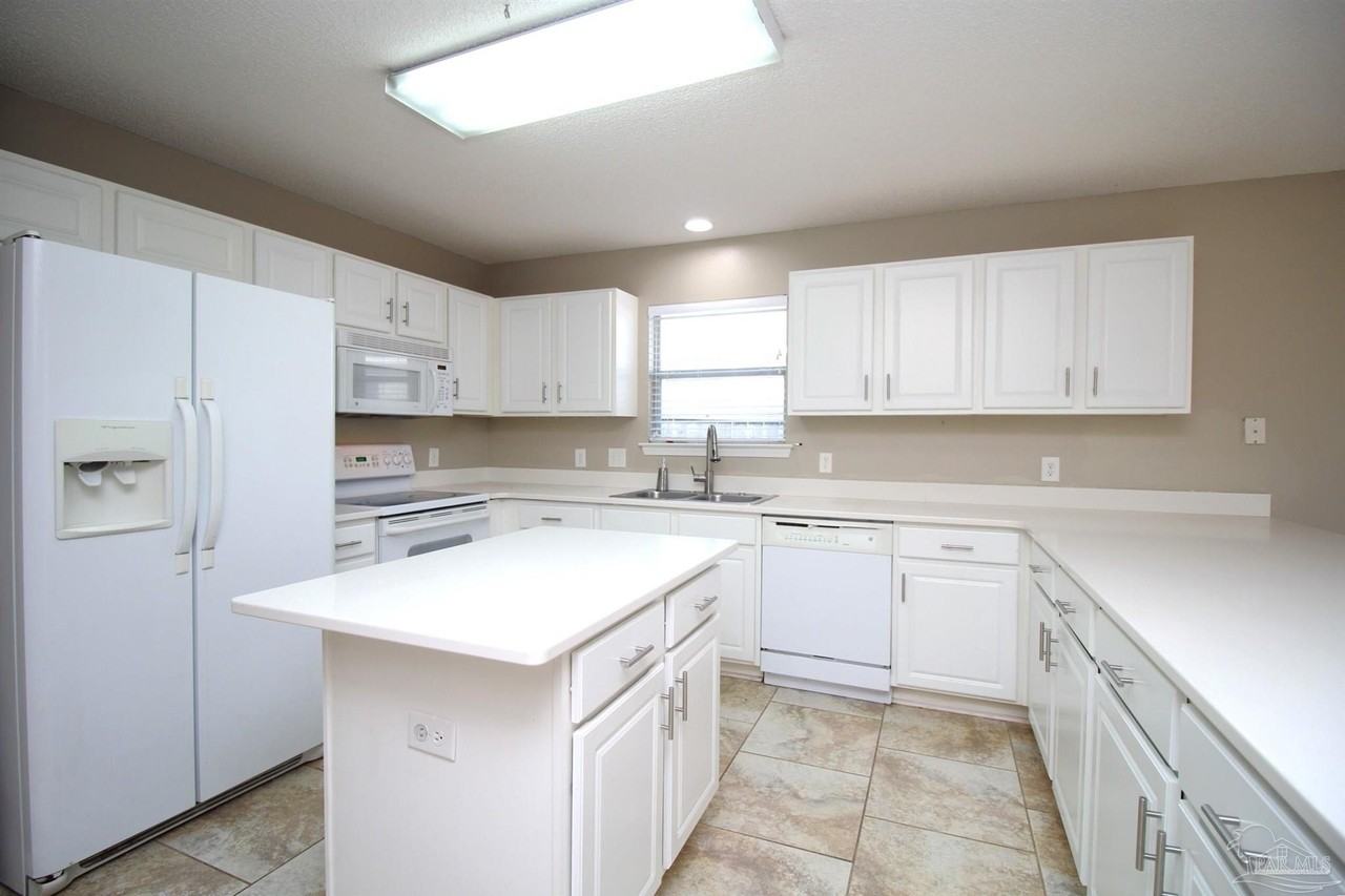 2007 Marquesas Ln - Photo 5 of 18