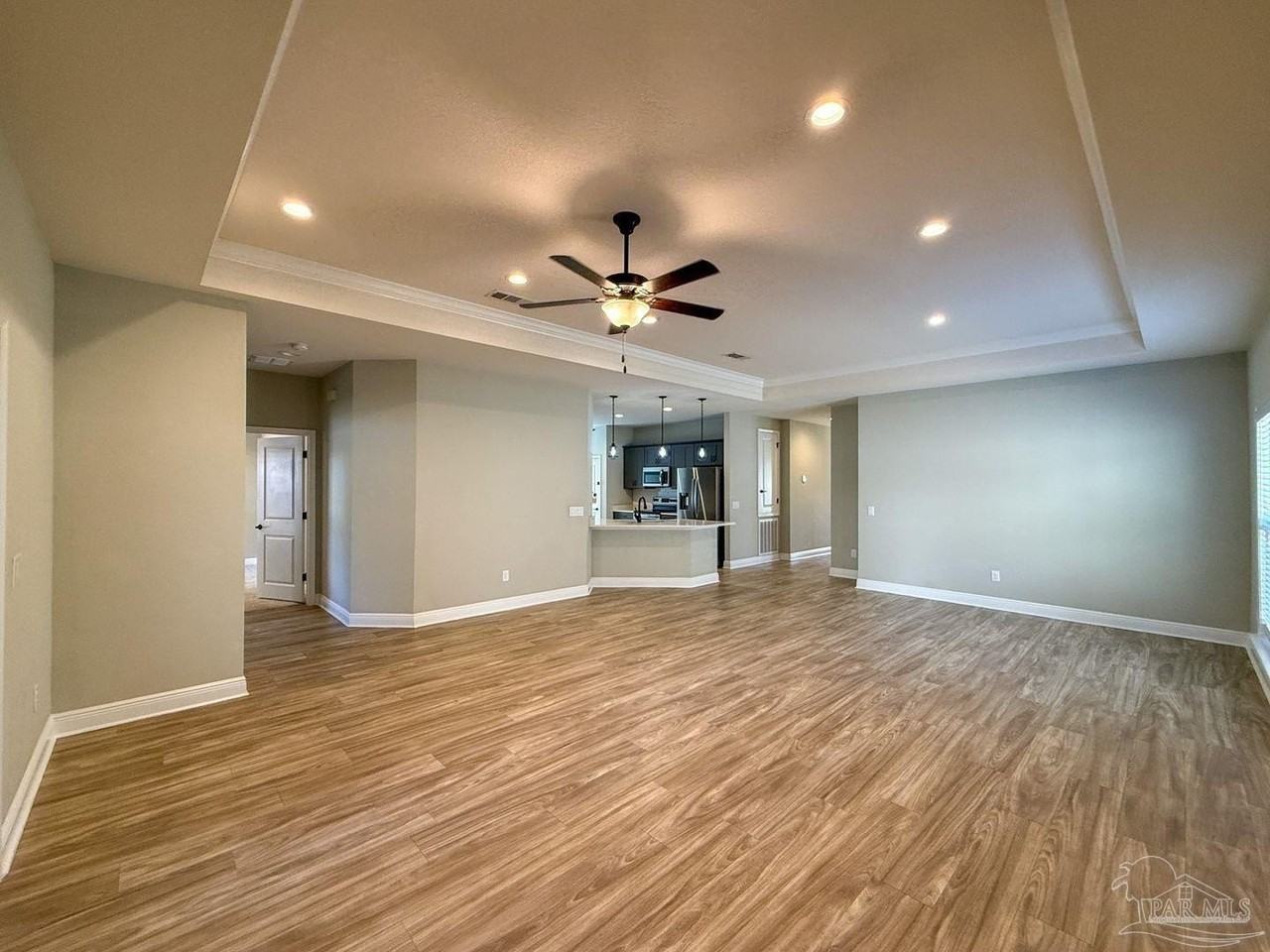 3916 Fielding Ct - Photo 2 of 26