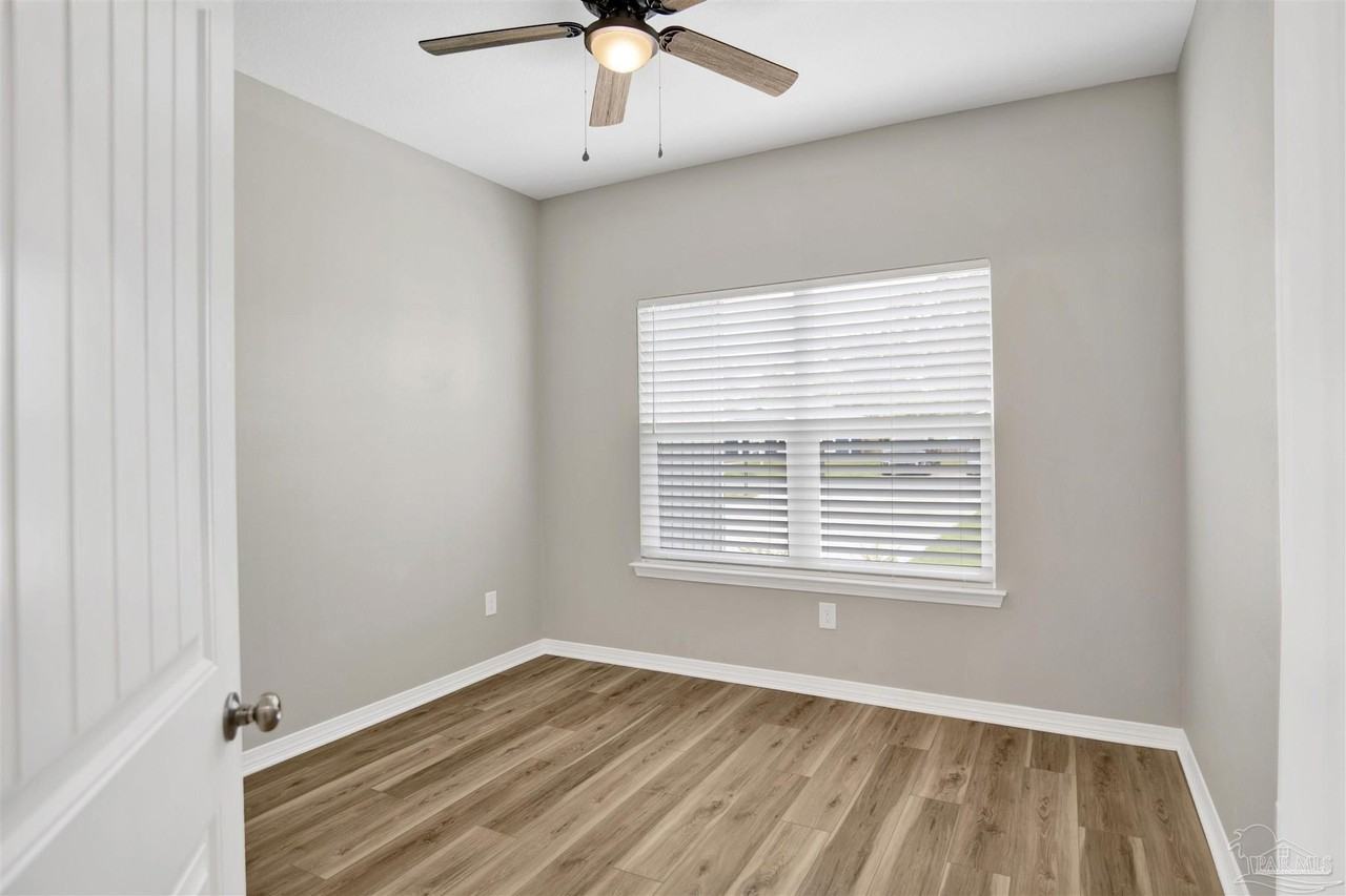 3018 Berwick St - Photo 7 of 28