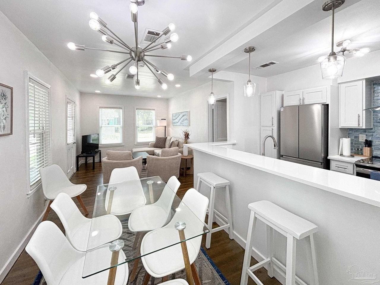 315 Flannan Rd - Photo 7 of 22