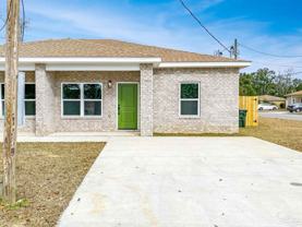 440 Hancock Ln Unit B - Photo 1 of 1