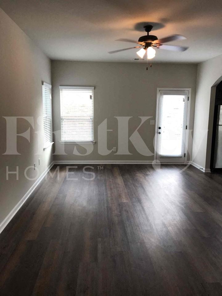 5454 Union Hill Ct - Photo 3 of 21