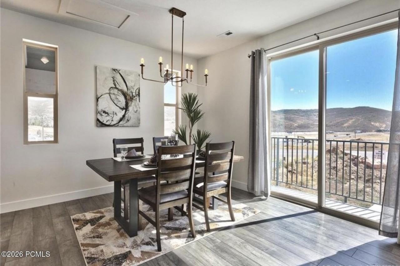 3359 Quarry Springs Dr - Photo 5 of 9