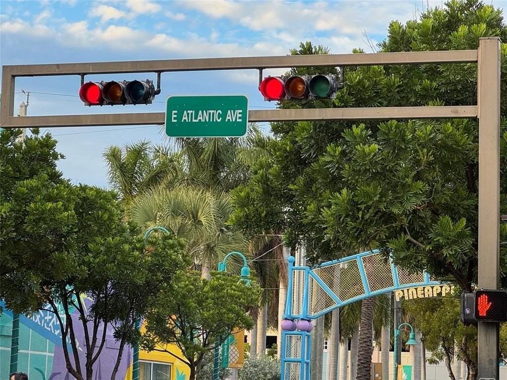 1010 Ne 8th Ave #31F - Photo 3 of 35