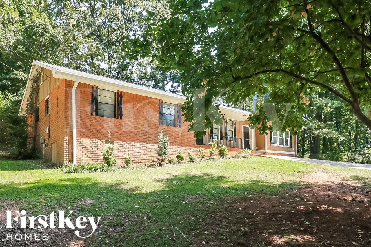 3960 Watkins Way - Photo 3 of 15