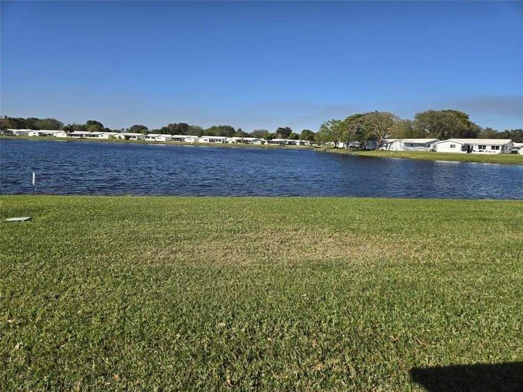 8547 Nw 12th St - Photo 3 of 21