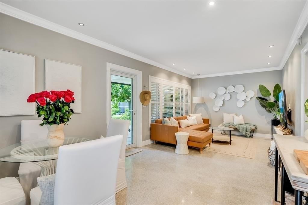 3421 Norfolk St #C - Photo 5 of 13