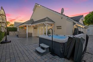 9937 Nw 47th Ter - Photo 1 of 1