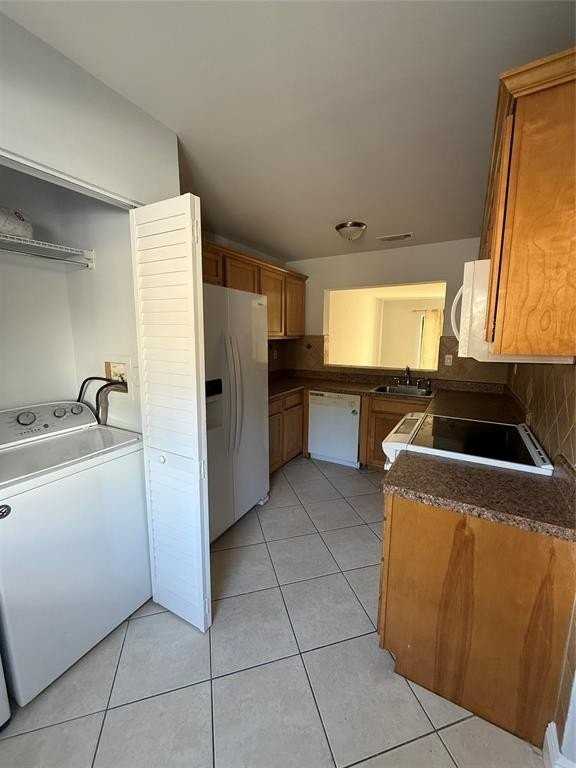 320 Palm Cir E #320 - Photo 7 of 12