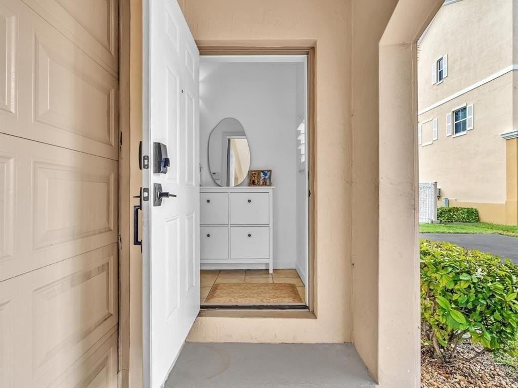 2329 Vintage Dr - Photo 3 of 47