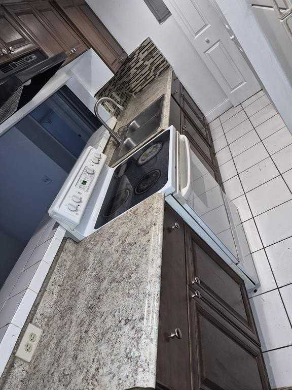 4455 Treehouse Ln #15B - Photo 3 of 7