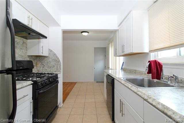 25815 Midway St - Photo 5 of 21