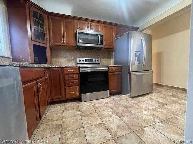 7053 Robindale Ave - Photo 5 of 8