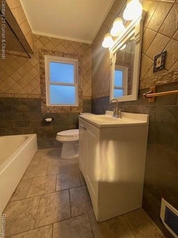 7053 Robindale Ave - Photo 7 of 8