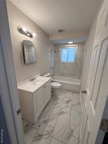 11359 Winthrop St - Photo 3 of 5