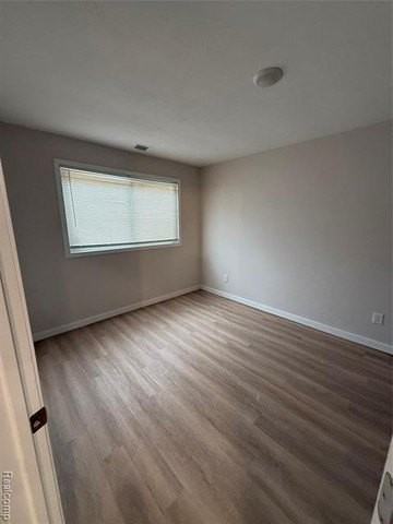 11359 Winthrop St - Photo 4 of 5