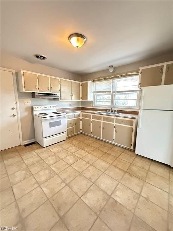 1314 Colebrook Dr - Photo 4 of 15