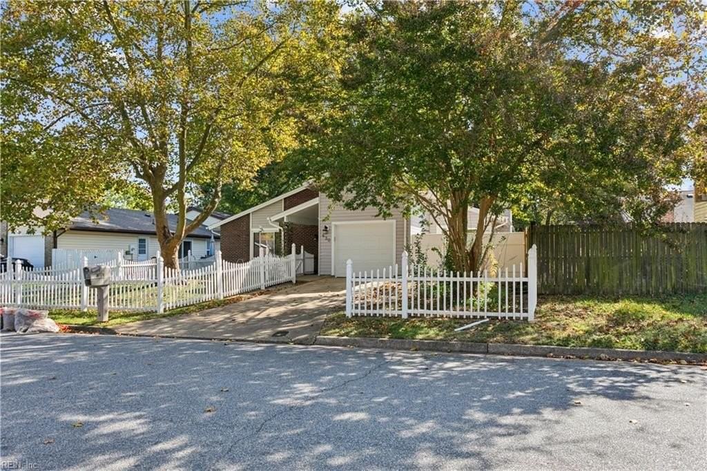 630 Orangewood Dr - Photo 5 of 44