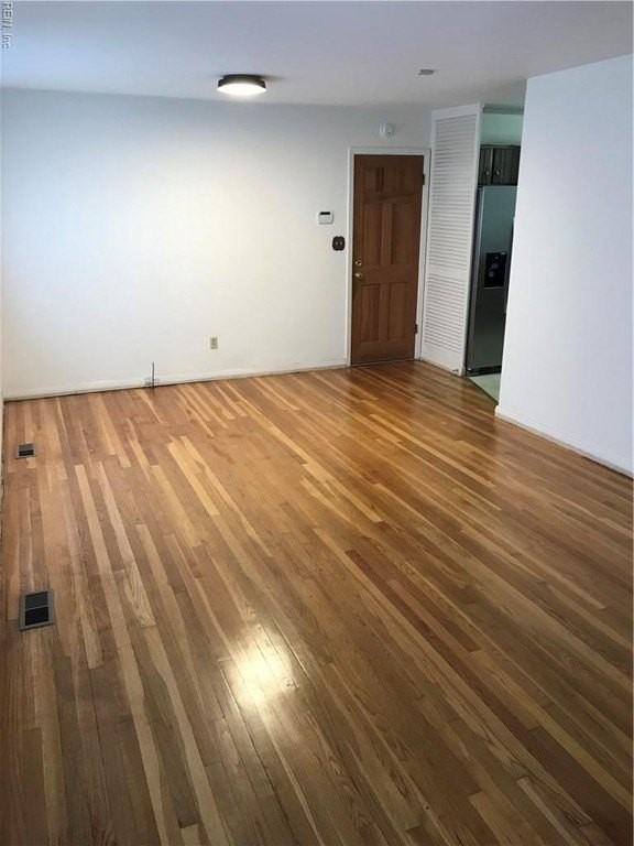 128 Fort Worth St - Photo 3 of 15