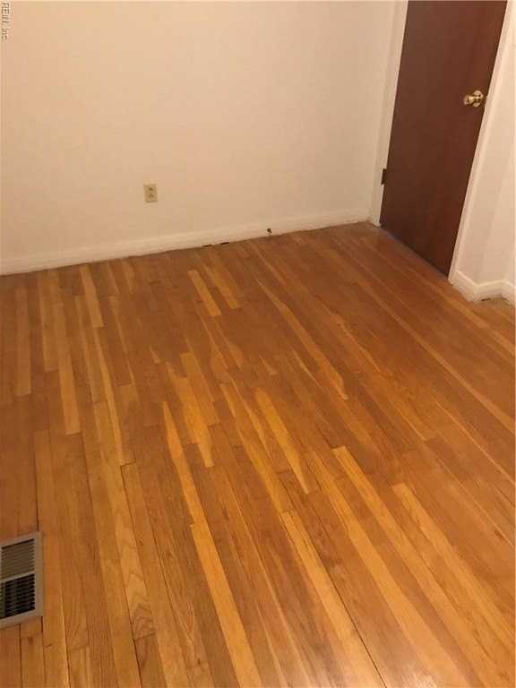 128 Fort Worth St - Photo 7 of 15