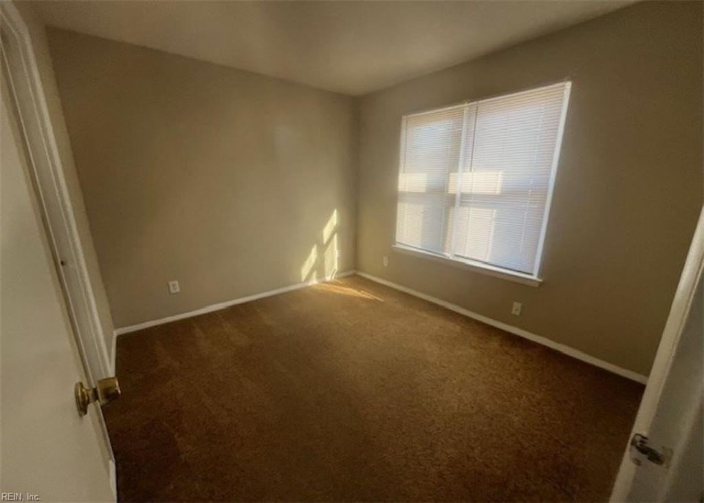 831 Armistine Ct - Photo 5 of 9