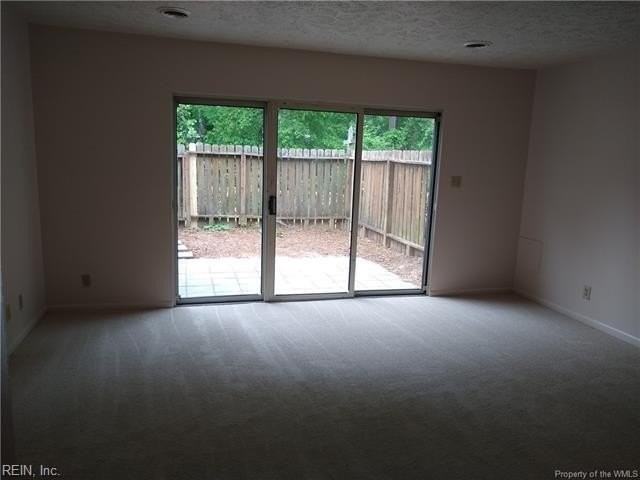 4049 Midlands Rd - Photo 7 of 8