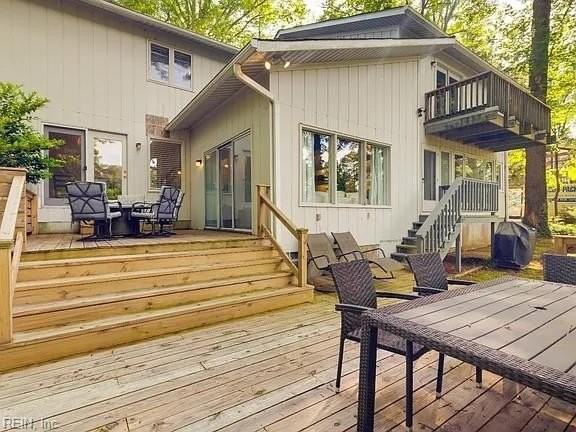 540 Kerry Lake Dr - Photo 2 of 13