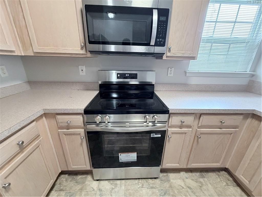 2396 Bizzone Cir - Photo 6 of 15