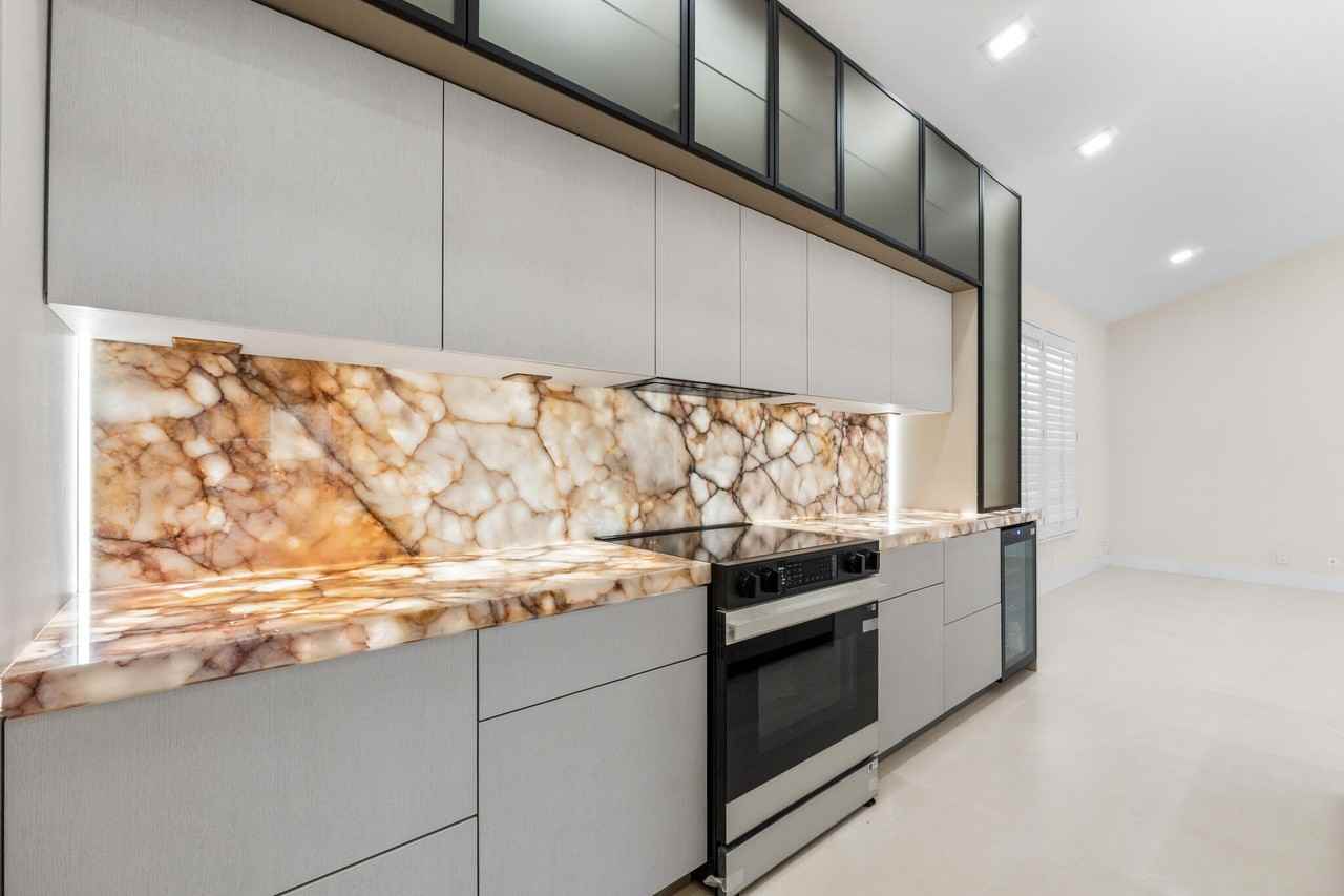 7686 La Corniche Cir - Photo 7 of 35