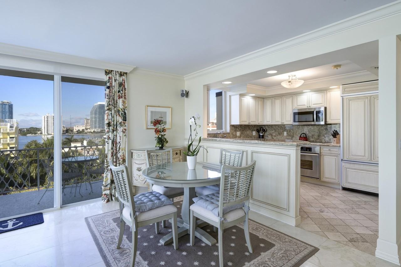 434 Chilean Ave #6D - Photo 5 of 23