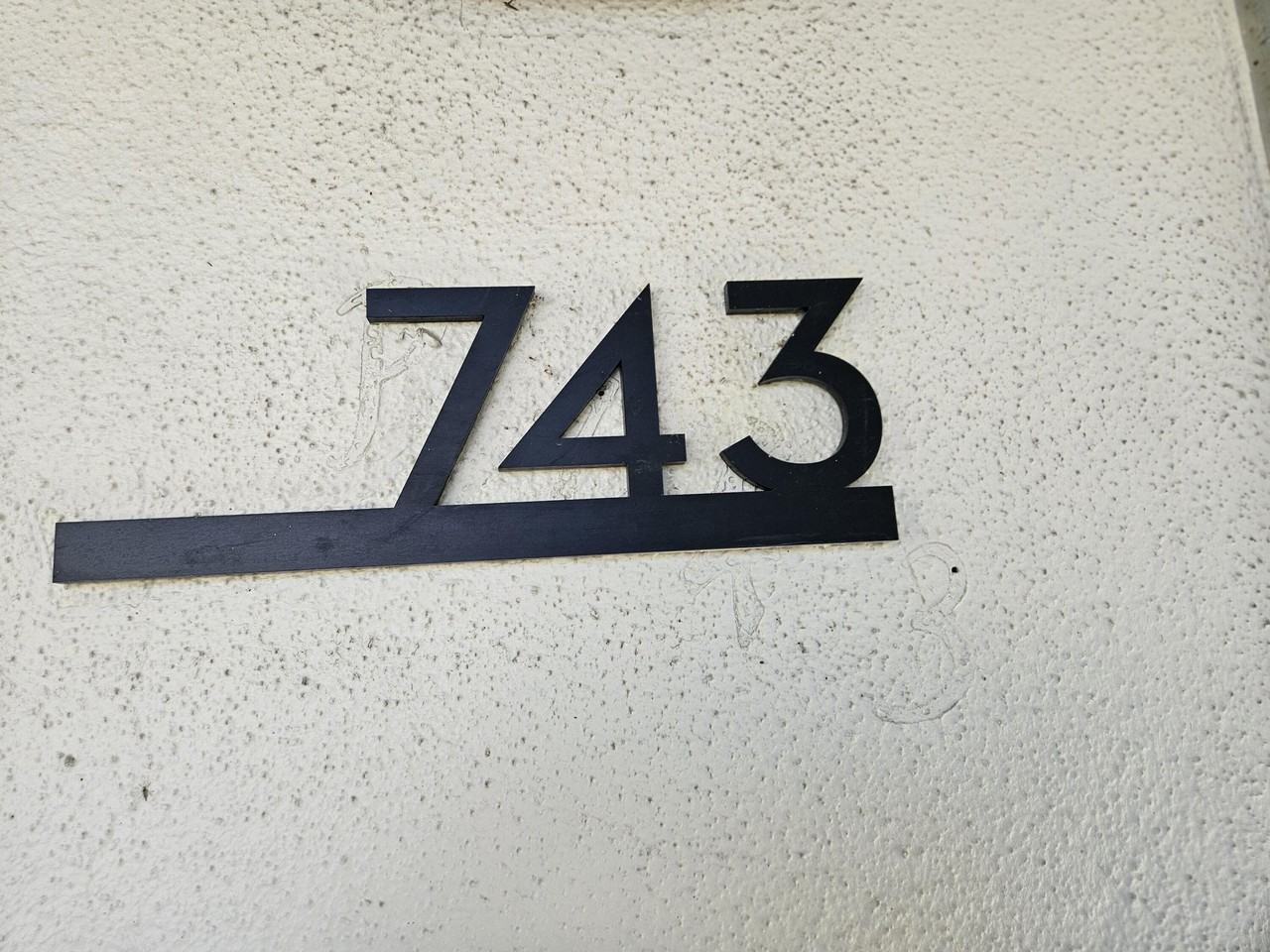 743 Flanders P - Photo 3 of 15