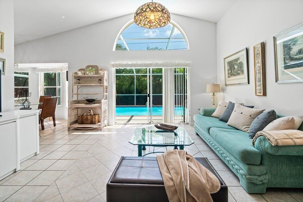 13270 Greenshore Pl - Photo 2 of 34