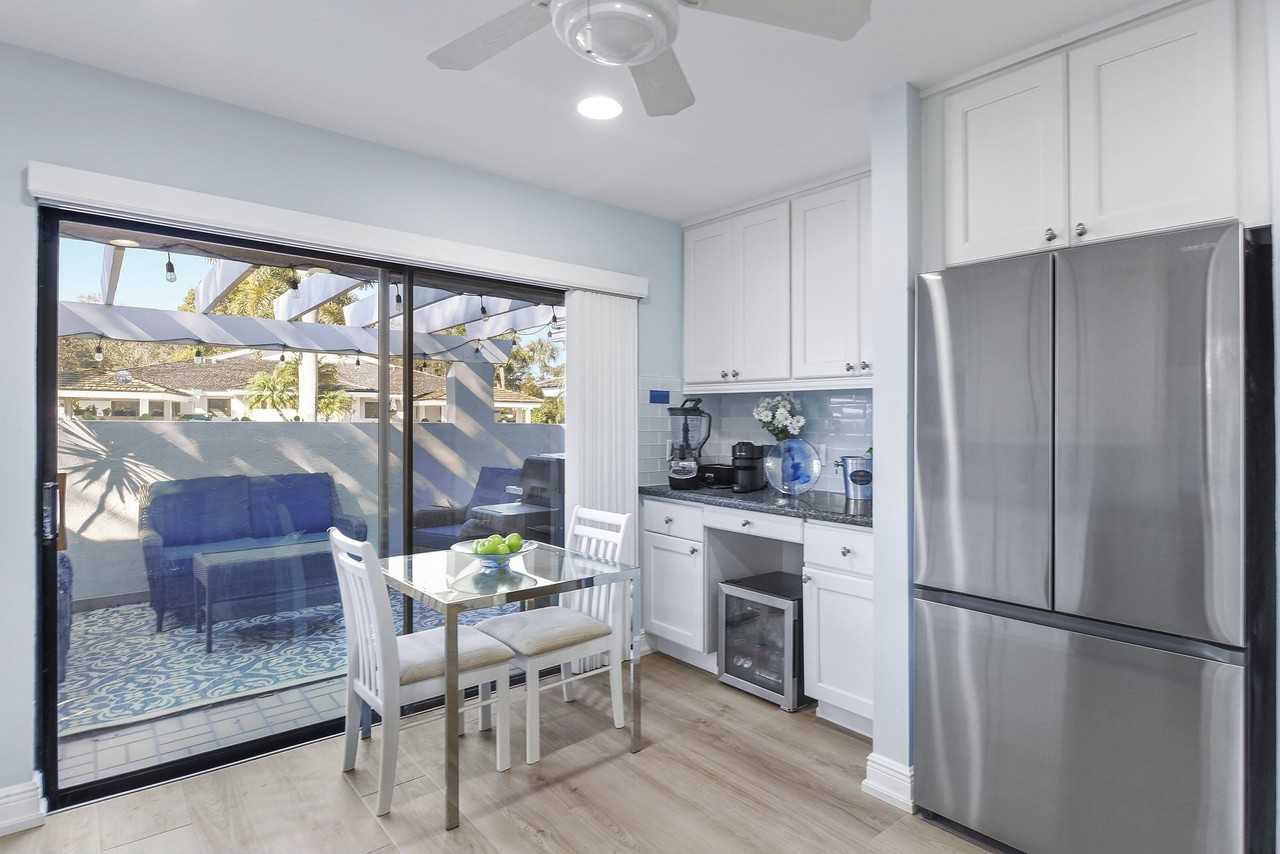 3736 Freshwater Dr - Photo 4 of 30