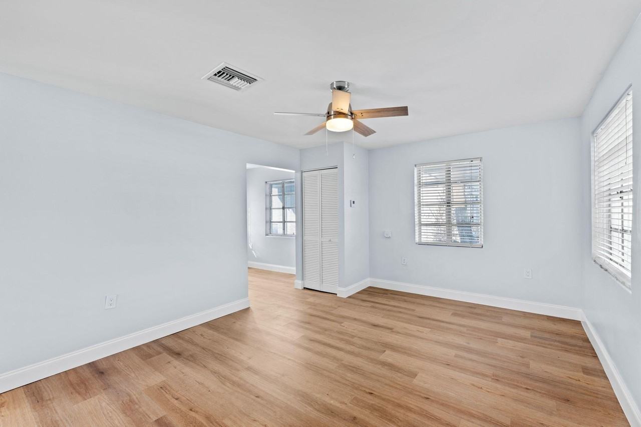 3800 10th Ave N - Photo 6 of 20