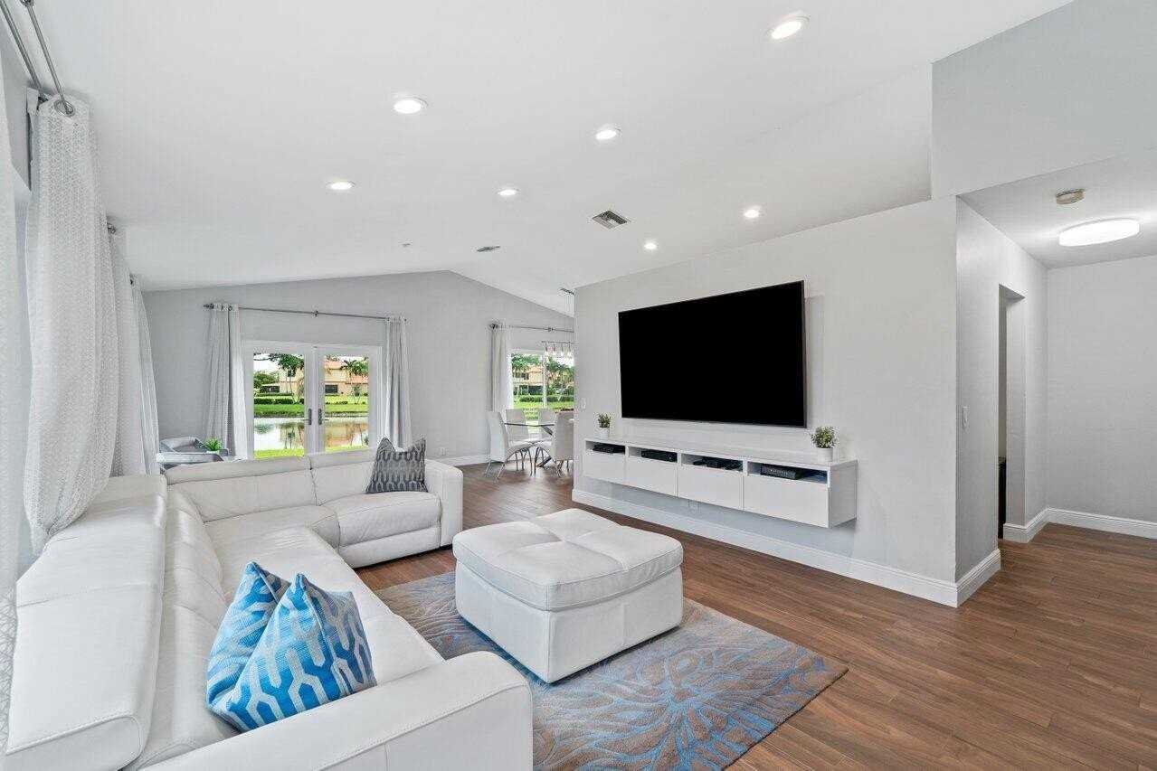 19977 Villa Medici Pl - Photo 6 of 33