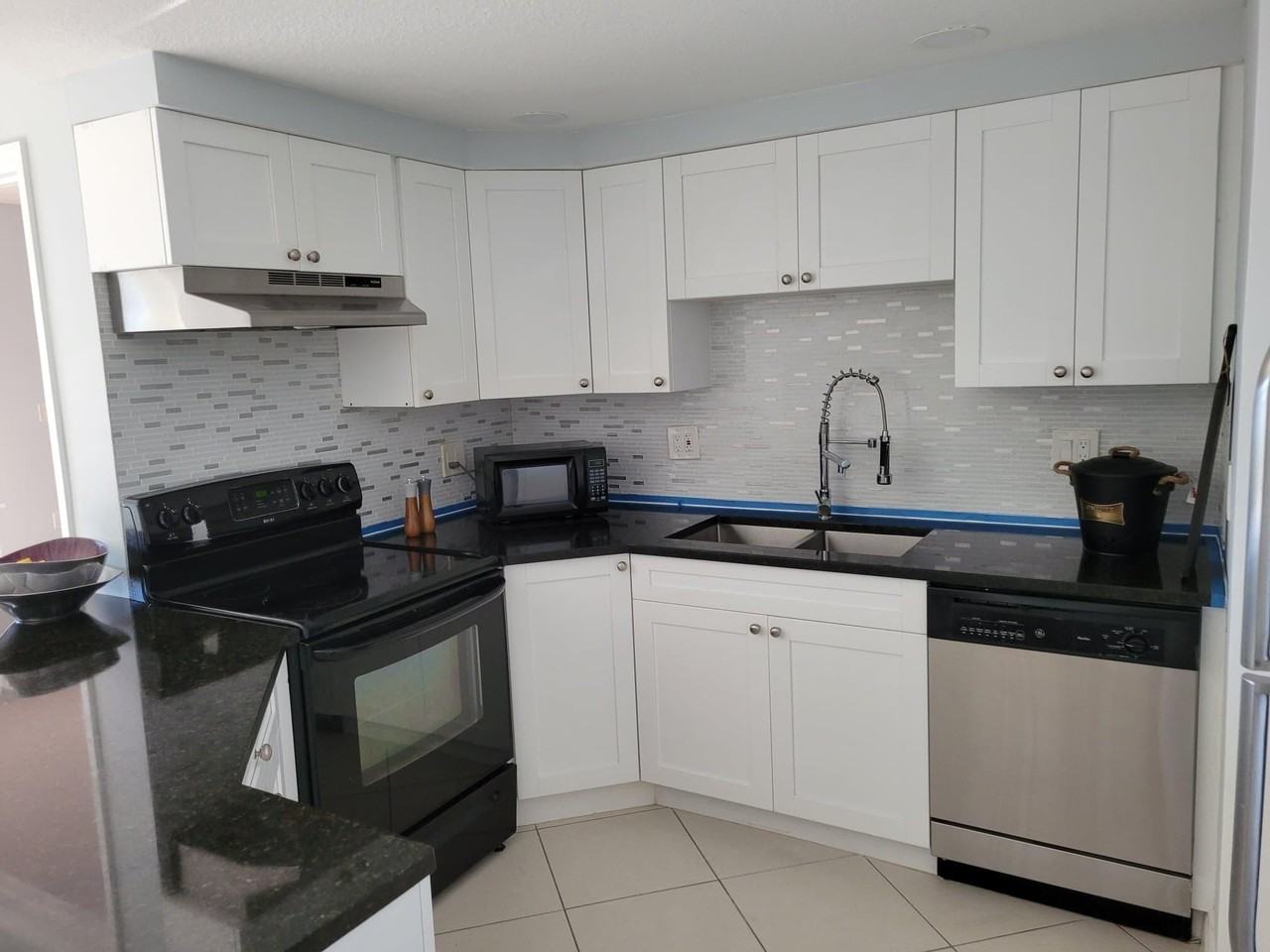 4401 Crystal Lake Dr #102 - Photo 5 of 50