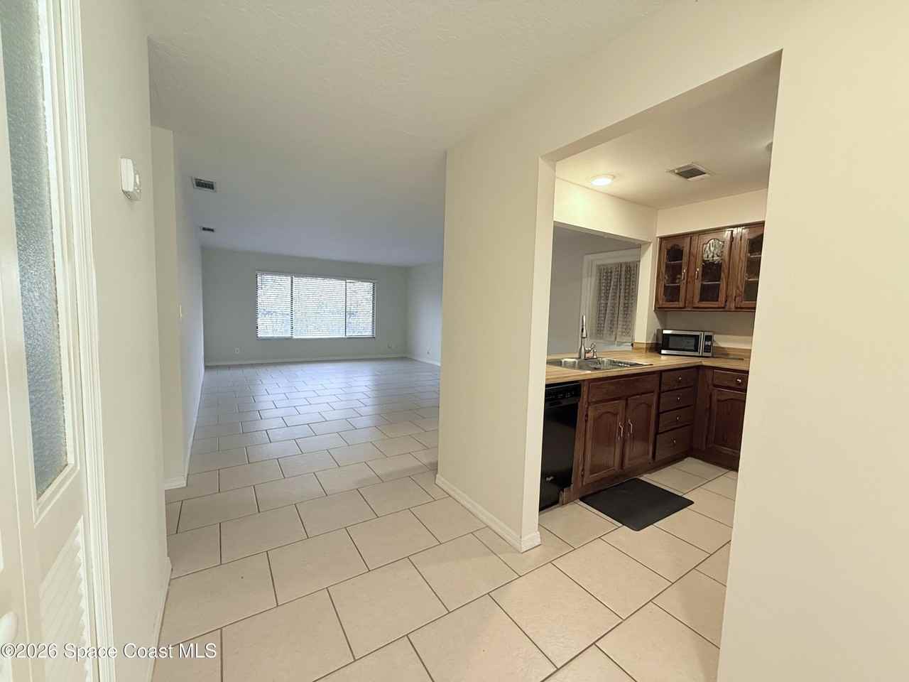 255 S Tropical Trl Apt Aa1 - Photo 4 of 23