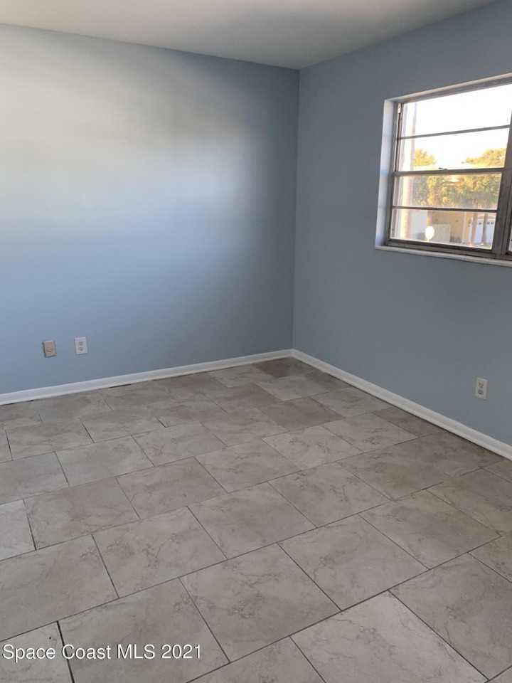 302 Lincoln Ave Apt 14 - Photo 7 of 14