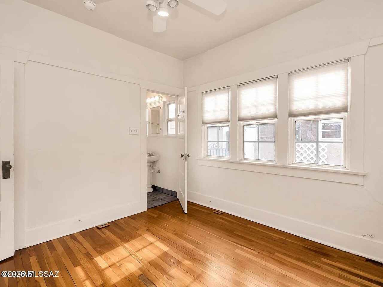 1347 N Euclid Ave Unit 1 - Photo 6 of 14