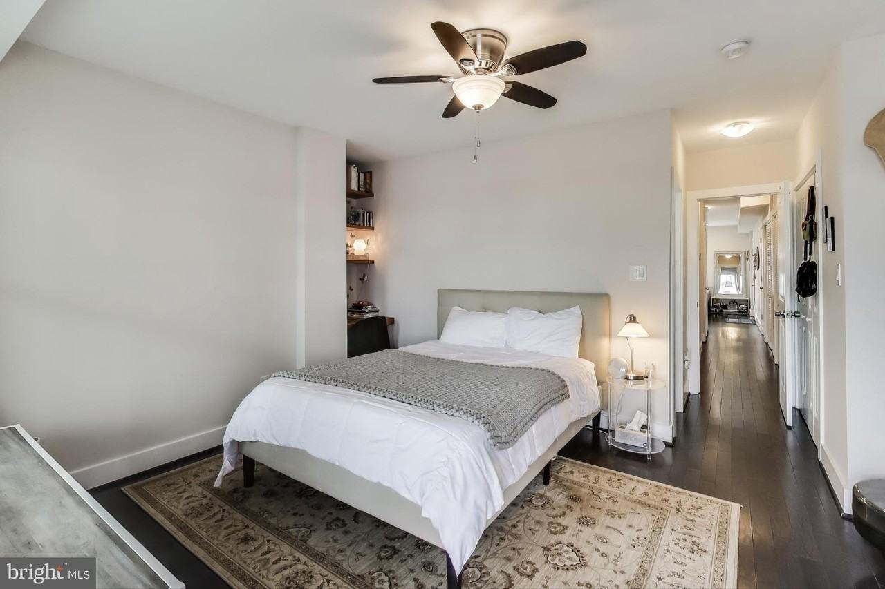 426 18th St Ne Apt 2 - Photo 6 of 20