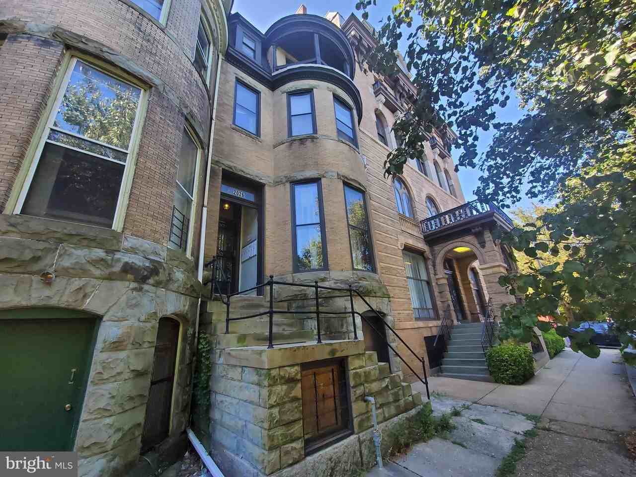 2026 Mount Royal Ter Apt 2 - Photo 4 of 23