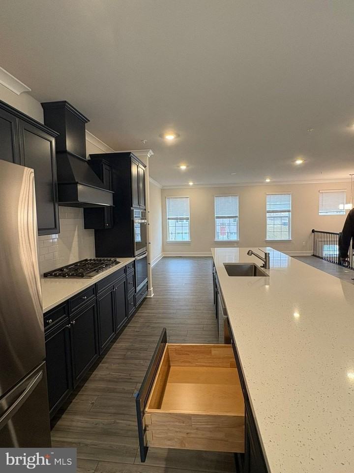 1712 Watercrossing Rd - Photo 3 of 12