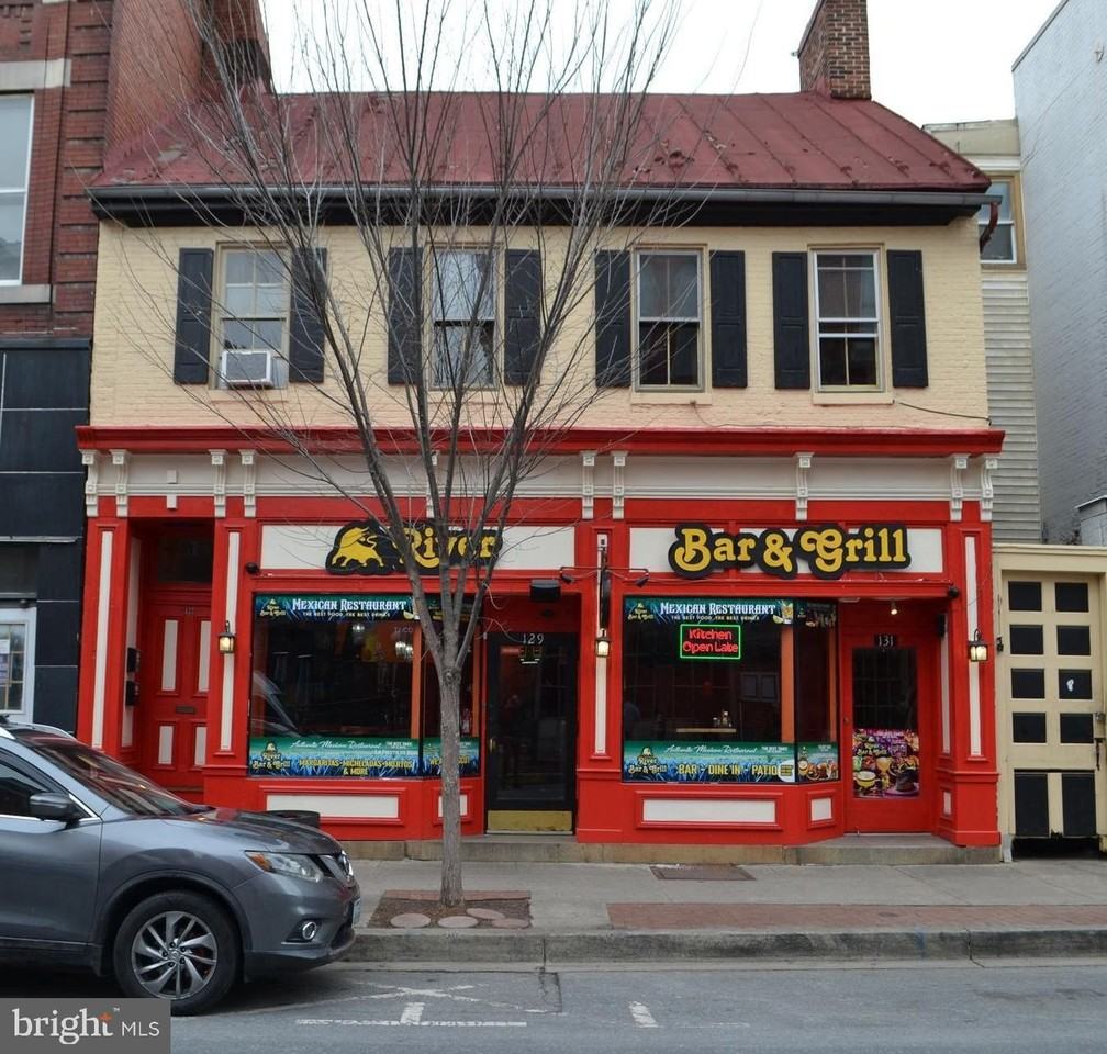 127 N Market St Unit Two