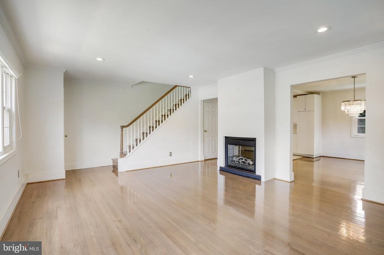 5370 Pooks Hill Rd Unit 301-53 - Photo 4 of 28