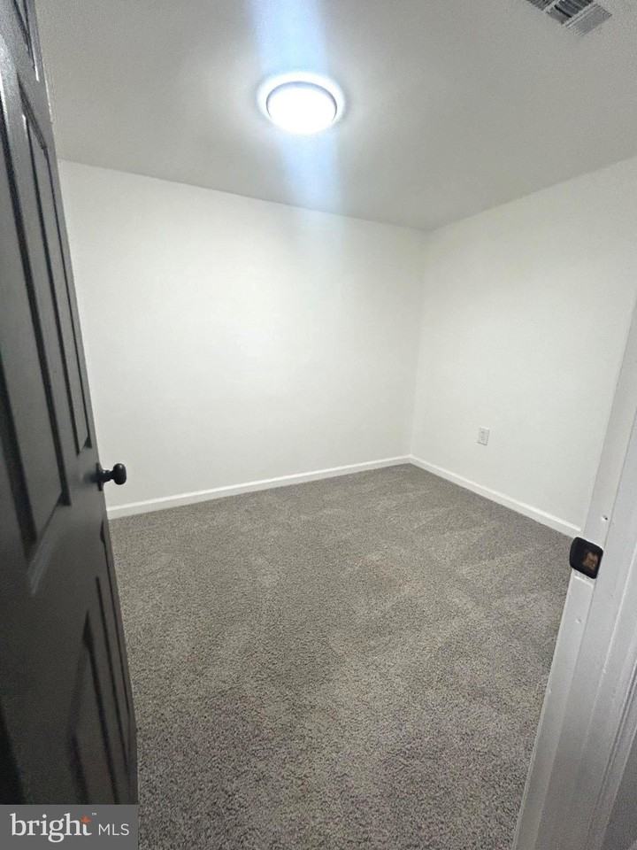 Baltimore Ave - Photo 7 of 20