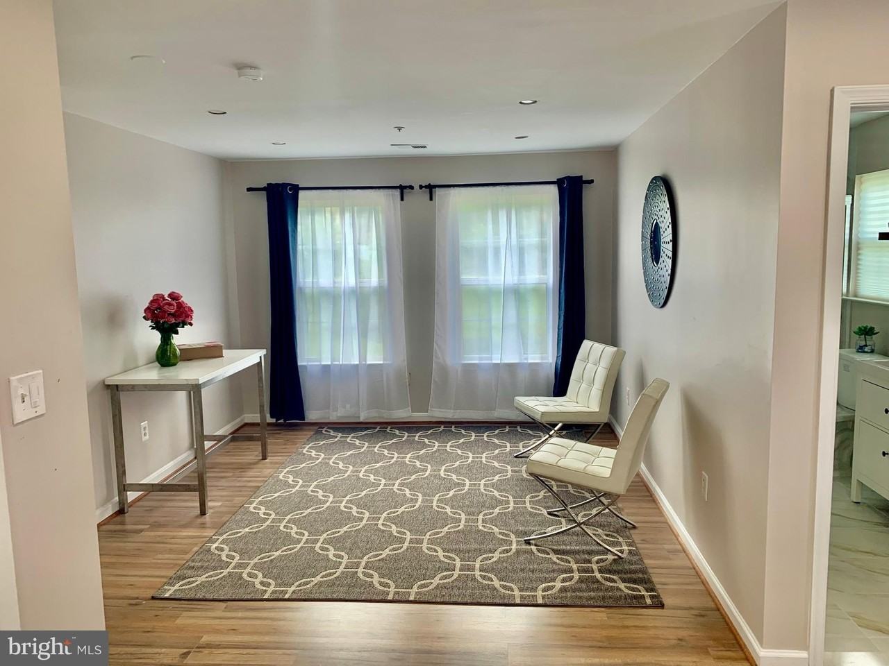 2104 Sayan Ct - Photo 5 of 28