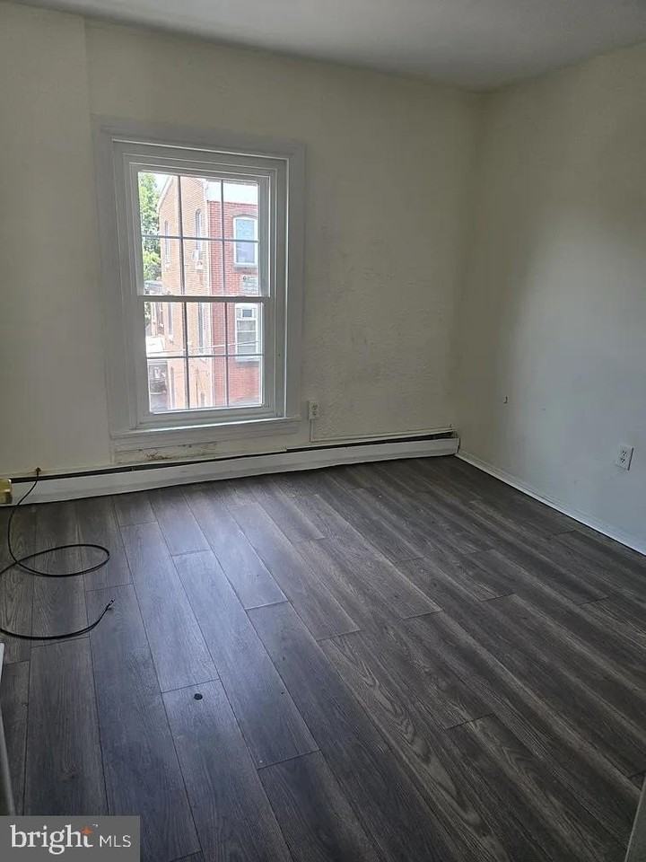 33 Jacoby St - Photo 7 of 10